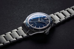 thewatchhand-christopher-ward-c65-dartmouth-3